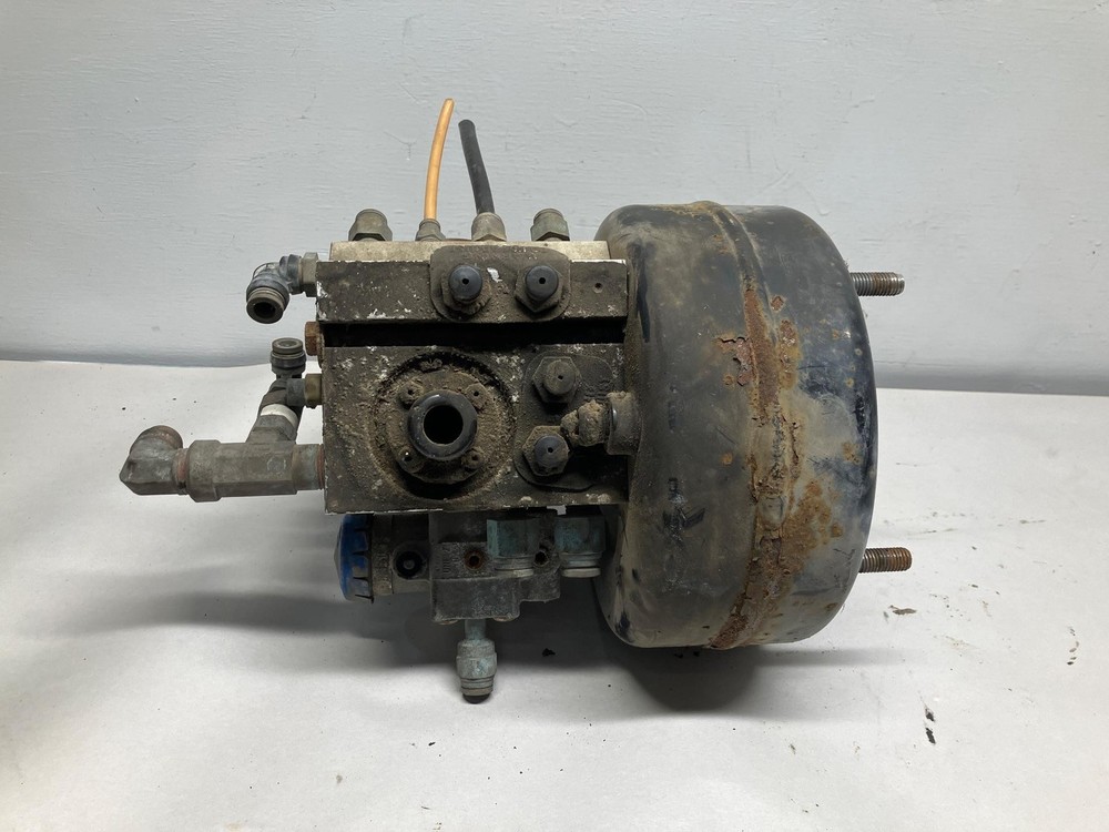 Bendix AD-IS Air Dryer - Used
