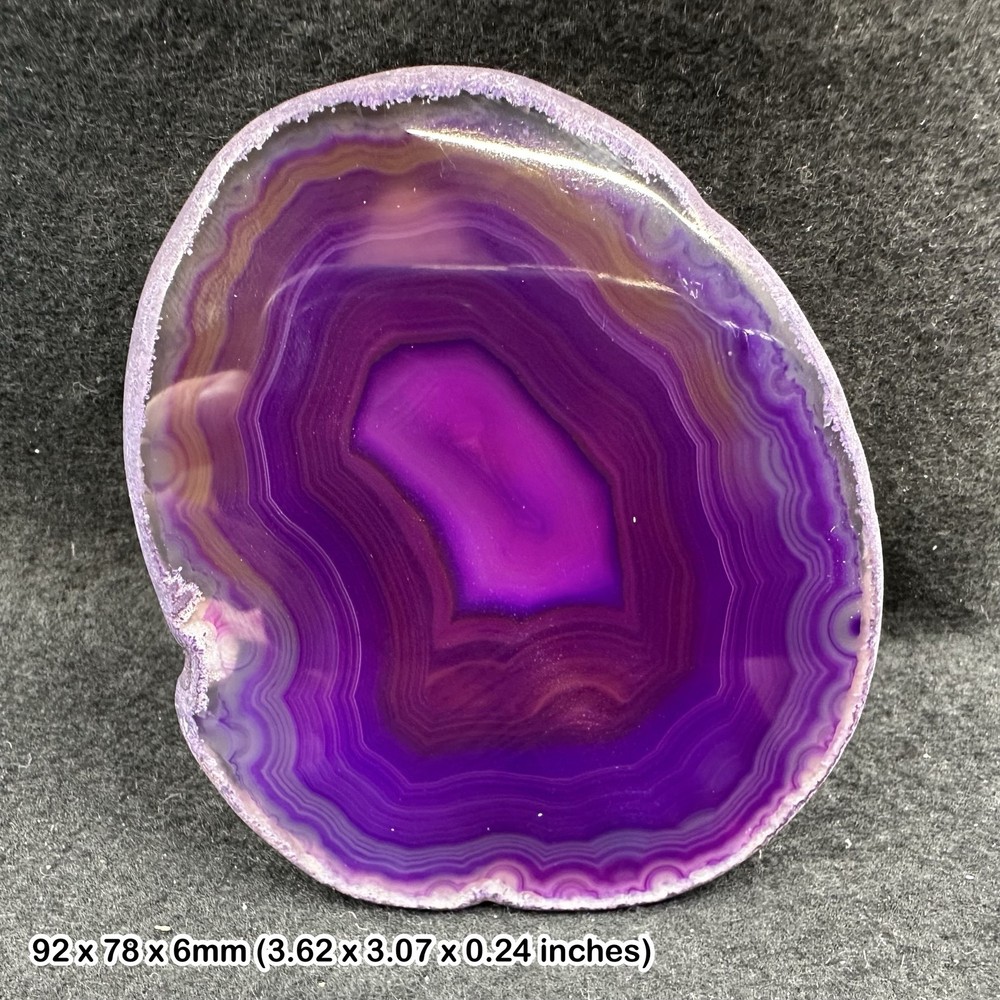 Agate slice for decoration and display
