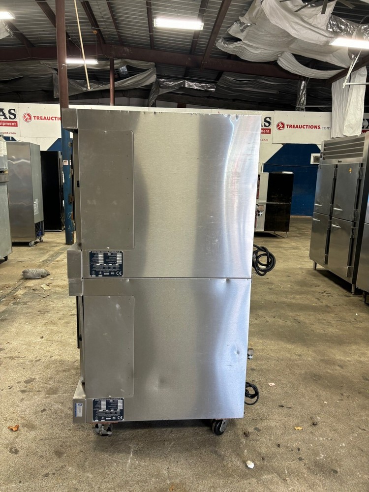 BAKERS PRIDE DOUBLE STACK GAS OVEN CYCLONE SERIES