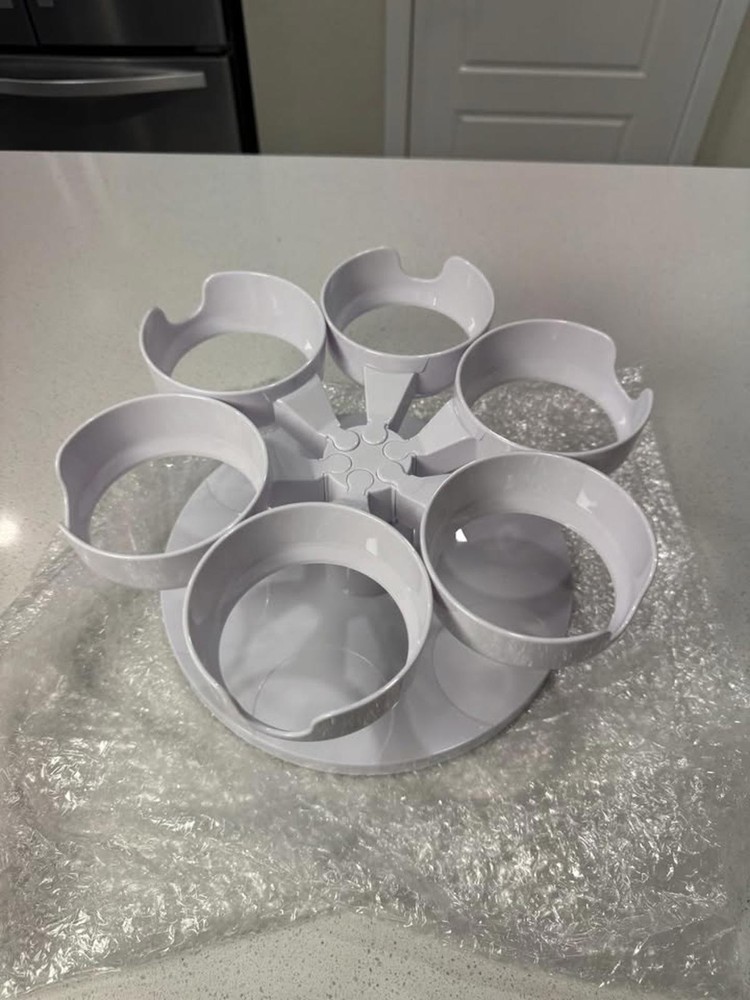 Rotatable Water Bottle Storage Rack - Holds 6 Cups