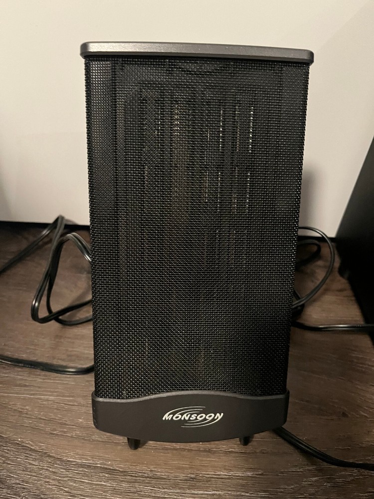 Monsoon MM-700 Flat Panel Speaker System (2) with a Subwoofer