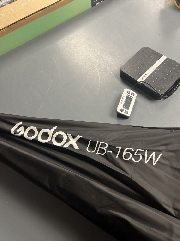 Godox 65"/165cm Parabolic Umbrella