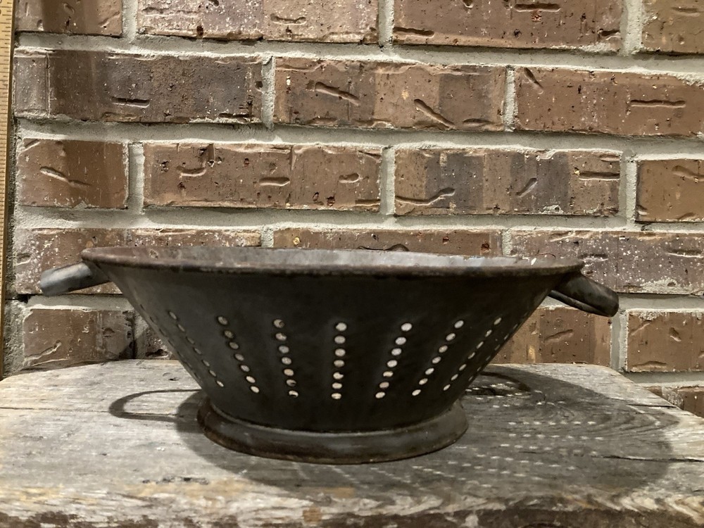 Early Granite Ware Strainer Colander Two Handled Primitive