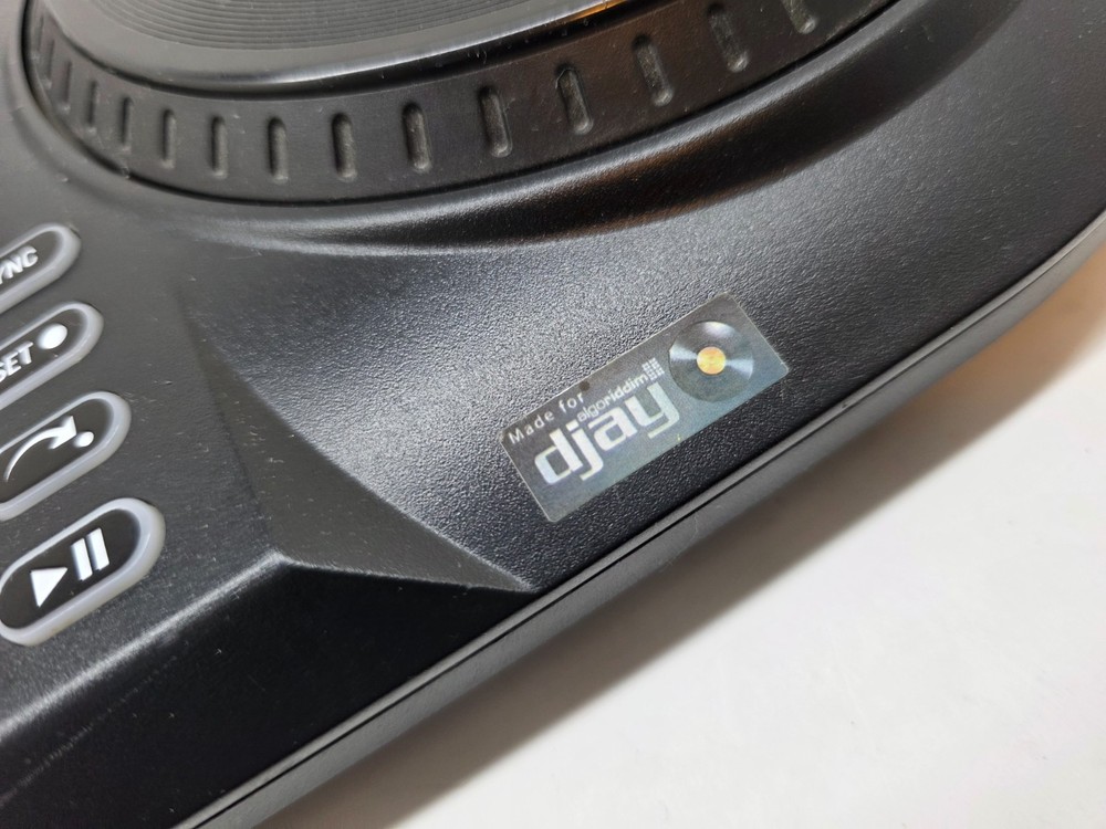 Numark iDJ Live Digital DJ Controller Turntable Apple Mac Ipad Iphone Ipod