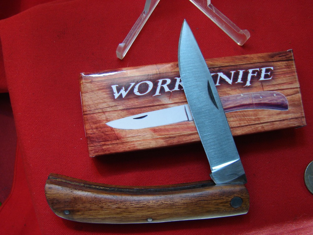 UNBRANDED WOOD SODBUSTER TRAPPER  AP33115
