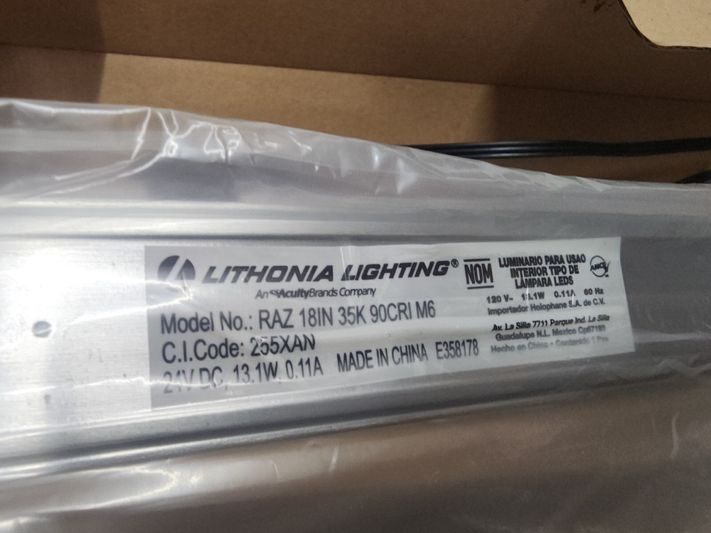 Rayzer Undercabinet Light - 18inch 3500k