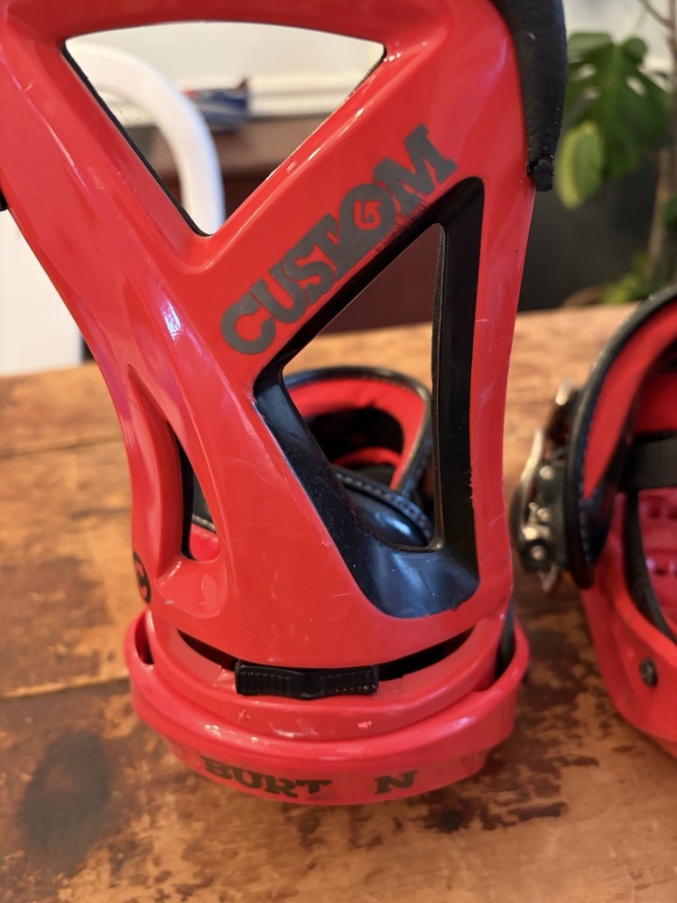 Burton Custom EST Snowboard Bindings Medium Black Red