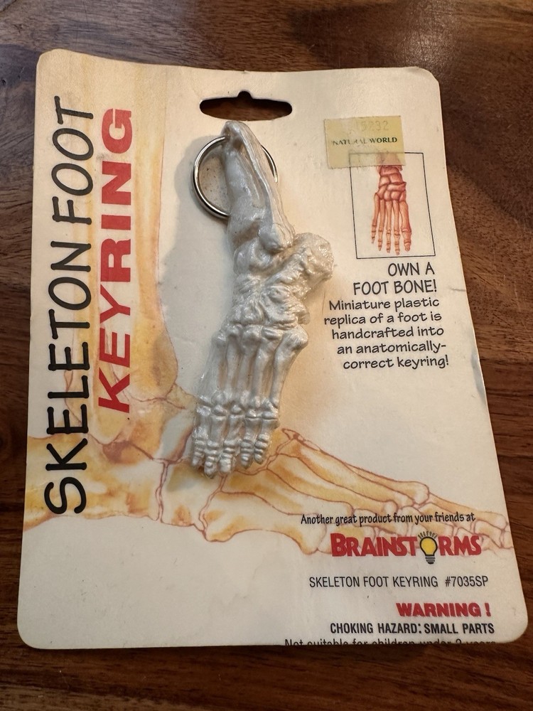 Vintage Brainstorms Skeleton Foot Bone Keyring MOC Anatomical Replica