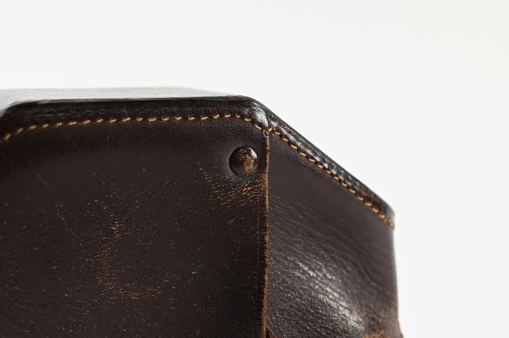 LEICA TALL LEATHER CASE #G295