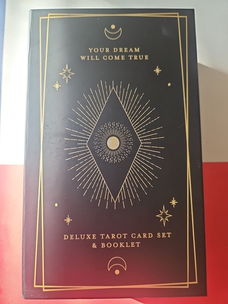 Deluxe Tarot Card Set And Booklet