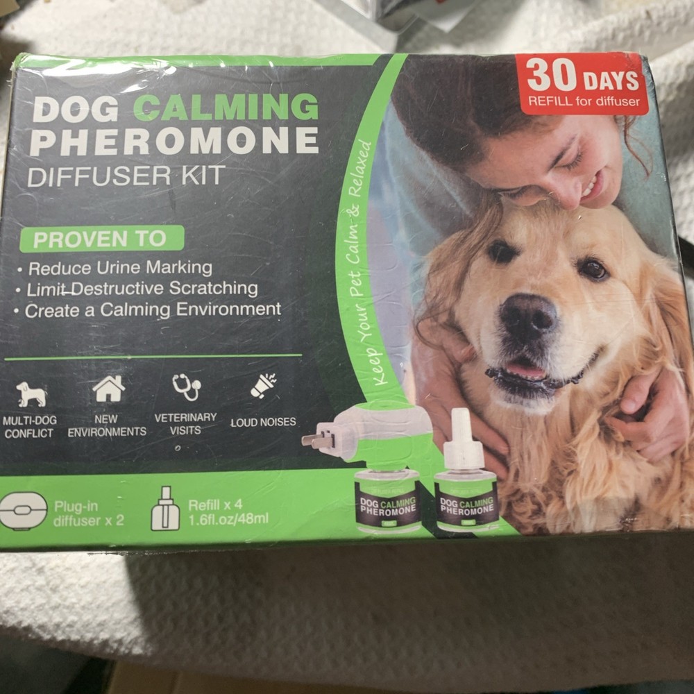 Dog Calming Pheromone Diffuser Kit for Dog Anxiety / 2 Diffusers & 4 Refills ￼