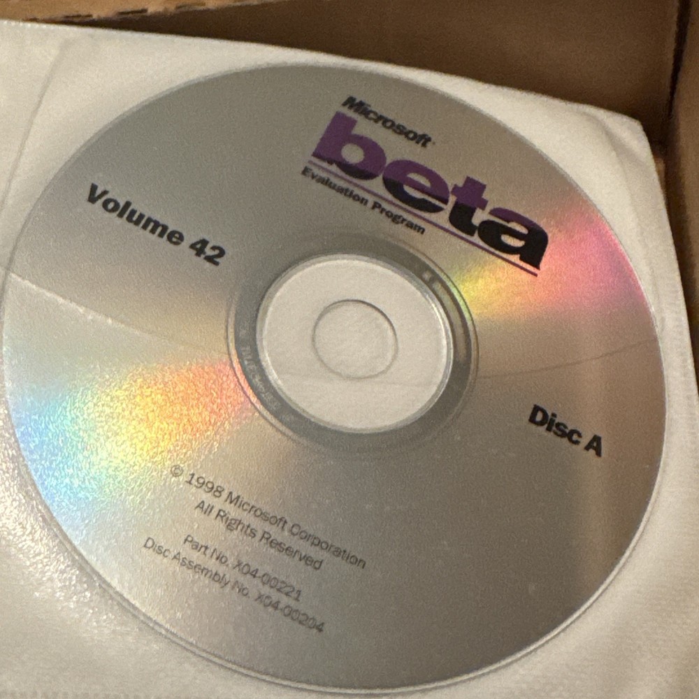 Microsoft Office 2000 Beta 2 Build 2221B from Oct 1998 MSDN Extras Technet Lot