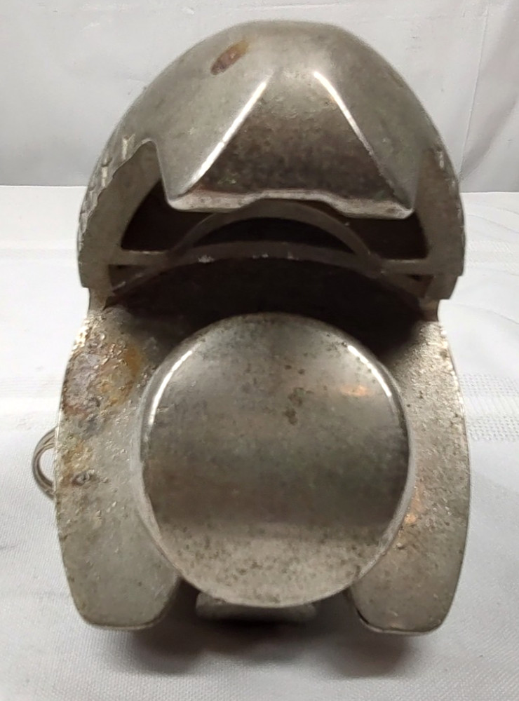 Master Lock 379ATPY Universal Trailer Hitch Lock Silver 1 Key