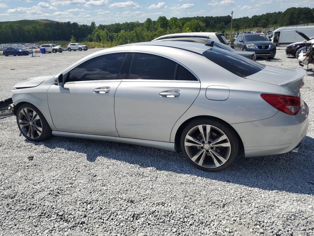 CLA250 2016 Glove Box 5008476