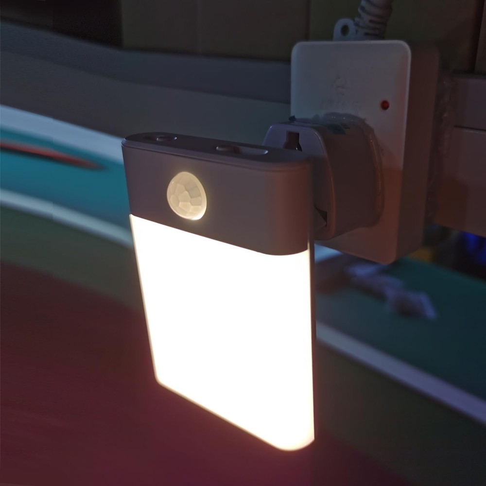 BriVIVI LED Night Light Plug in, Motion Sensor with 1-pack, White