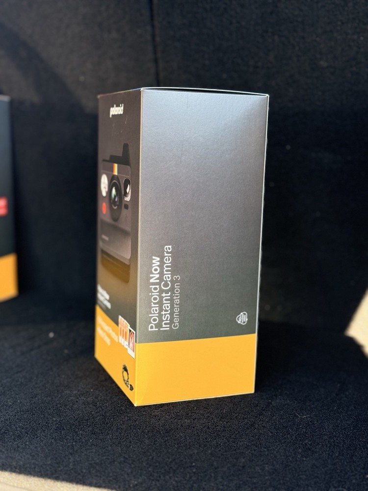 NEW Polaroid Now Generation 3 Instant Camera BUNDLE (Black)