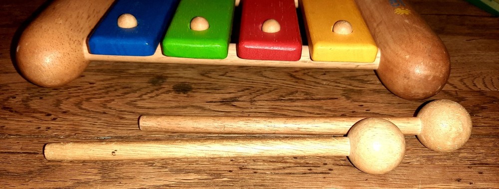 Carters Solid Wood Chunky Musical Xylophone & 2 Mallets