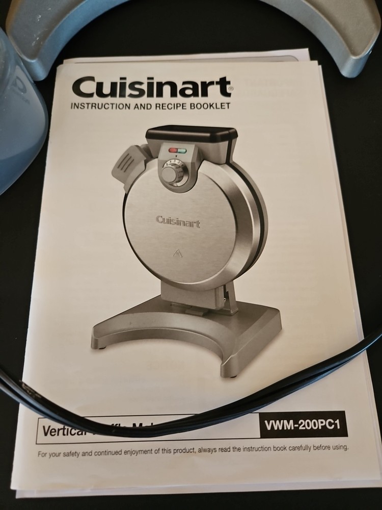 Cuisinart Vertical Belgium Waffle Maker Model VWM-200PC1