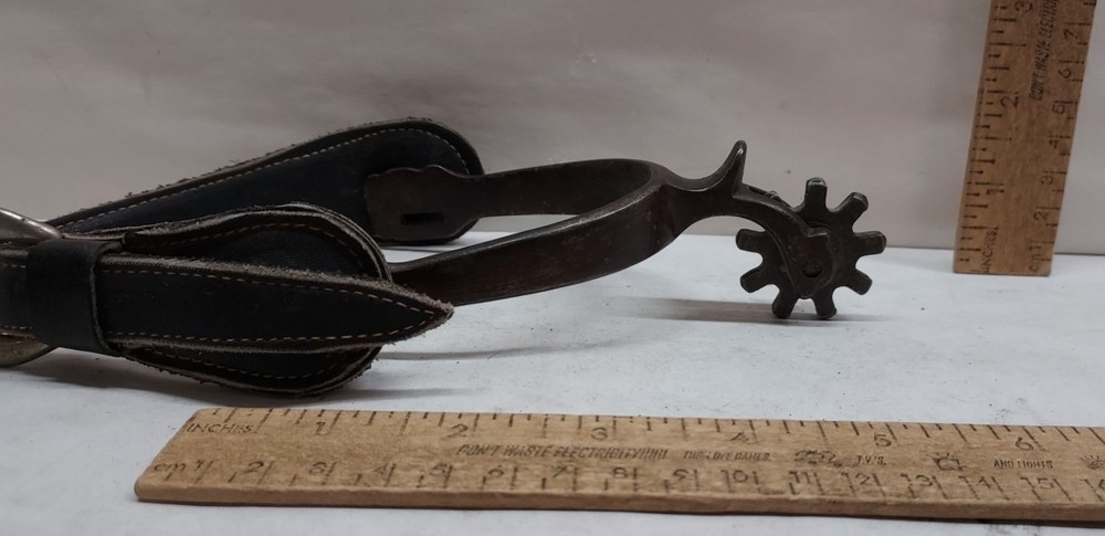 single Cowboy SPUR - RIGHT - Fixed Button - listing #903253