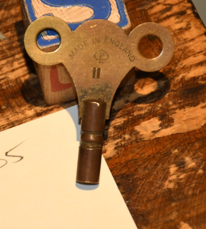 Vintage Popular Progress Key Size 9 11 England  #k35