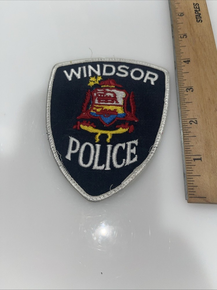 Windsor Ontario Police Patch ~ Canada