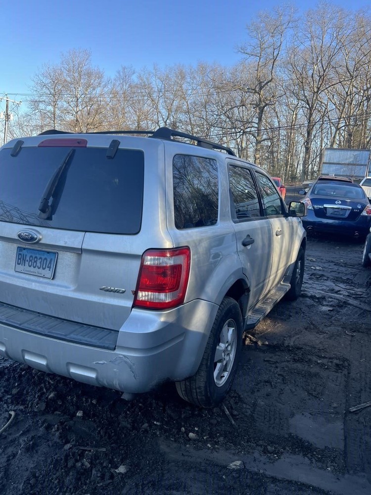 2009 ESCAPE Third Brake Light Tested OEM