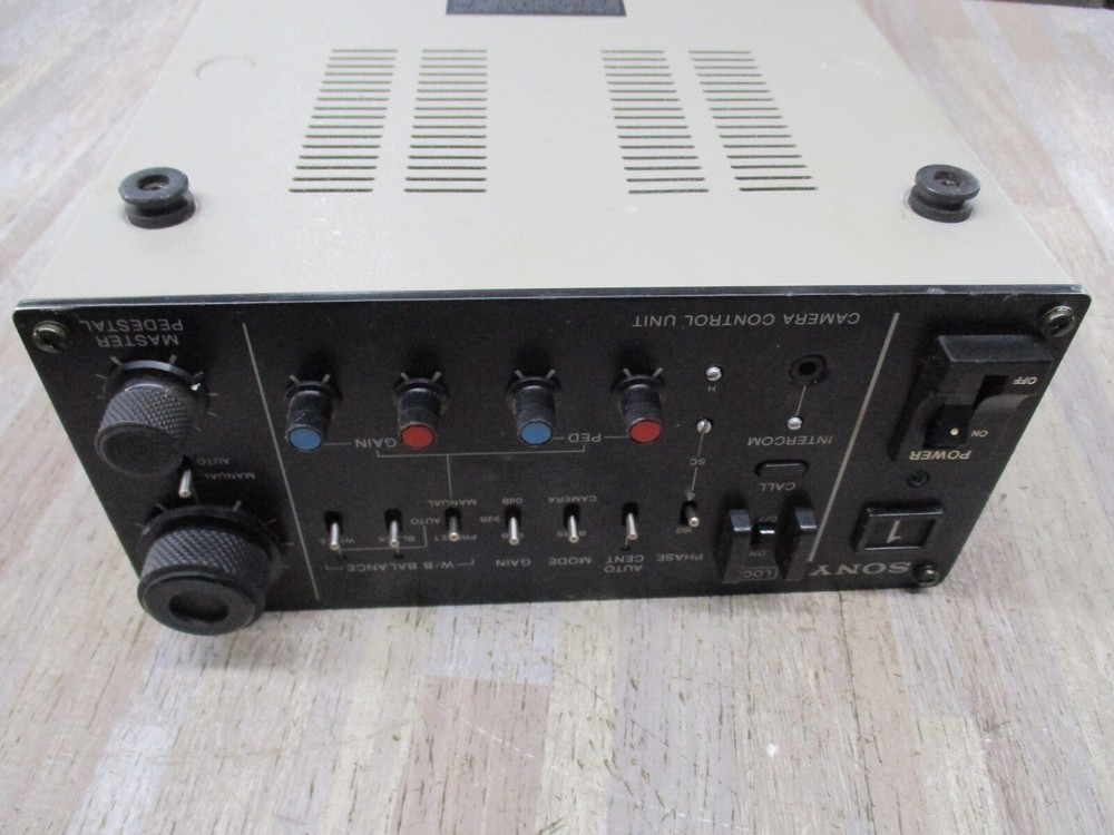 Sony CCU-m3 Camera Control Unit dc12v 6w