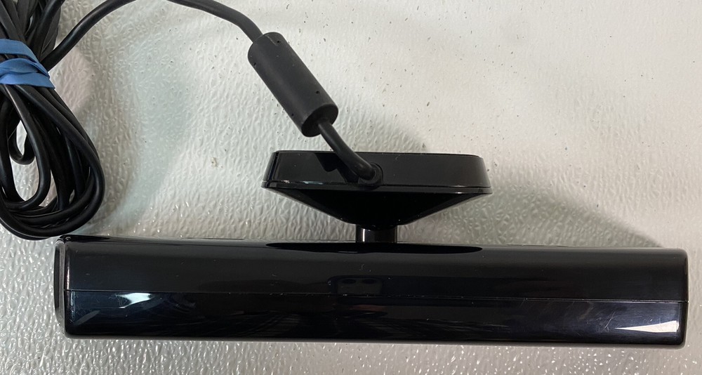 Microsoft Xbox 360 Kinect Sensor Bar Only - Black Model No 1414