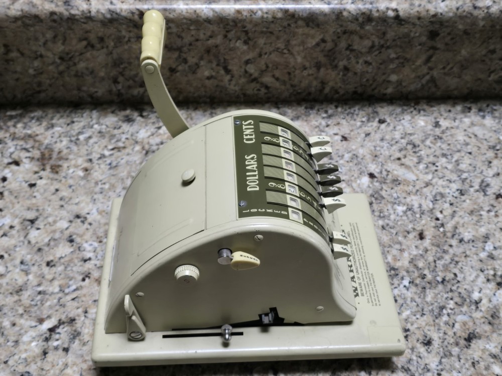 PAYMASTER SERIES 8000 Ribbon Check Writer