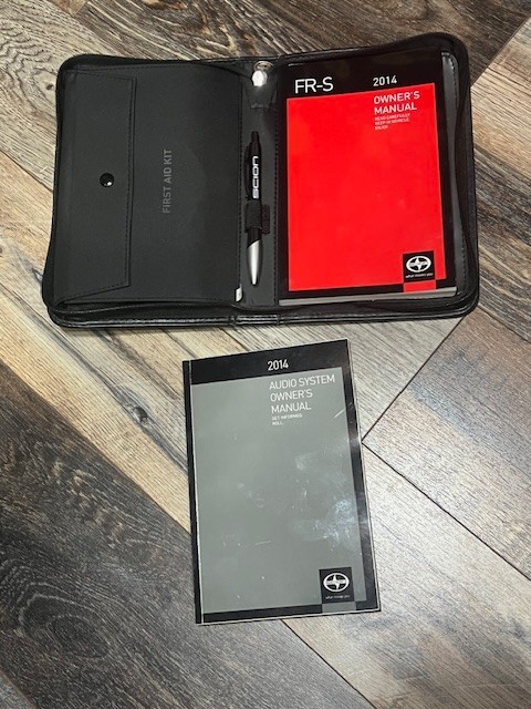 Scion FR-S Owner's Manual 2014