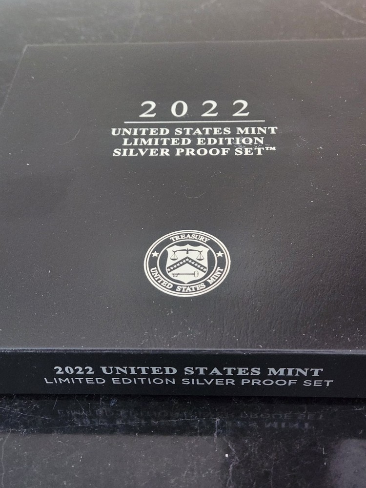 PRISTINE ORIGINAL 2022 PROOF SILVER EAGLE LIMITED EDITION PROOF SET  OGP