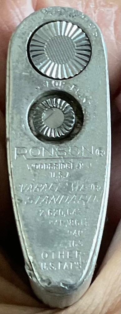 Ronson Varaflame Standard Lighter / Original Box / Working