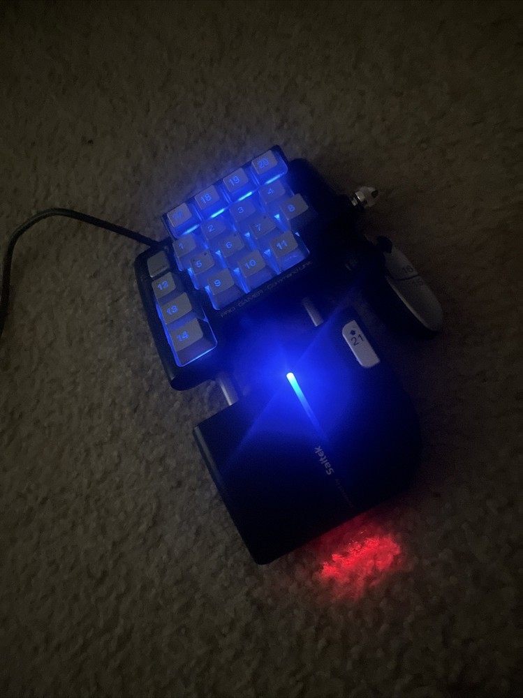 Saitek Left Hand Control Keyboard Pro Gamer Command Unit 21 Button Pad TESTED