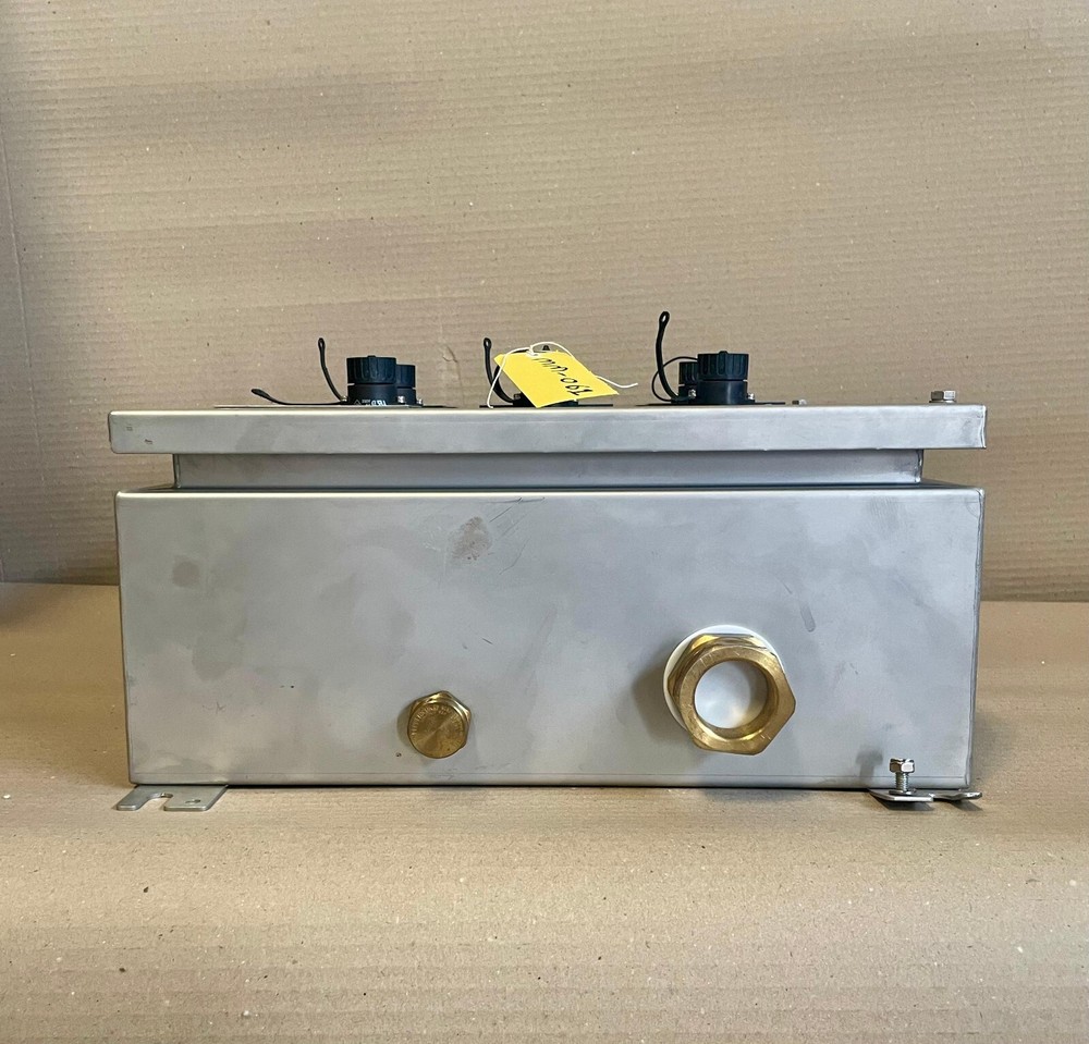Cavotec Aker Solution 365-IB2780 Winch Remote Control Junction Box Bartec 383815