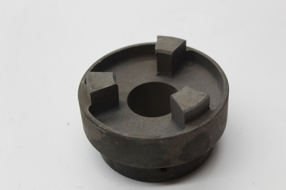 MAGNALOY MODEL 300/770 COUPLING UNMP.