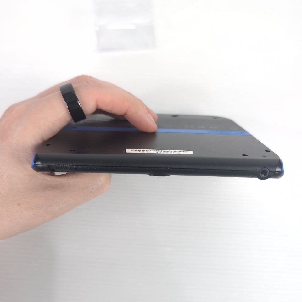 Nintendo 2DS Handheld Console + Original Charger - Working Head