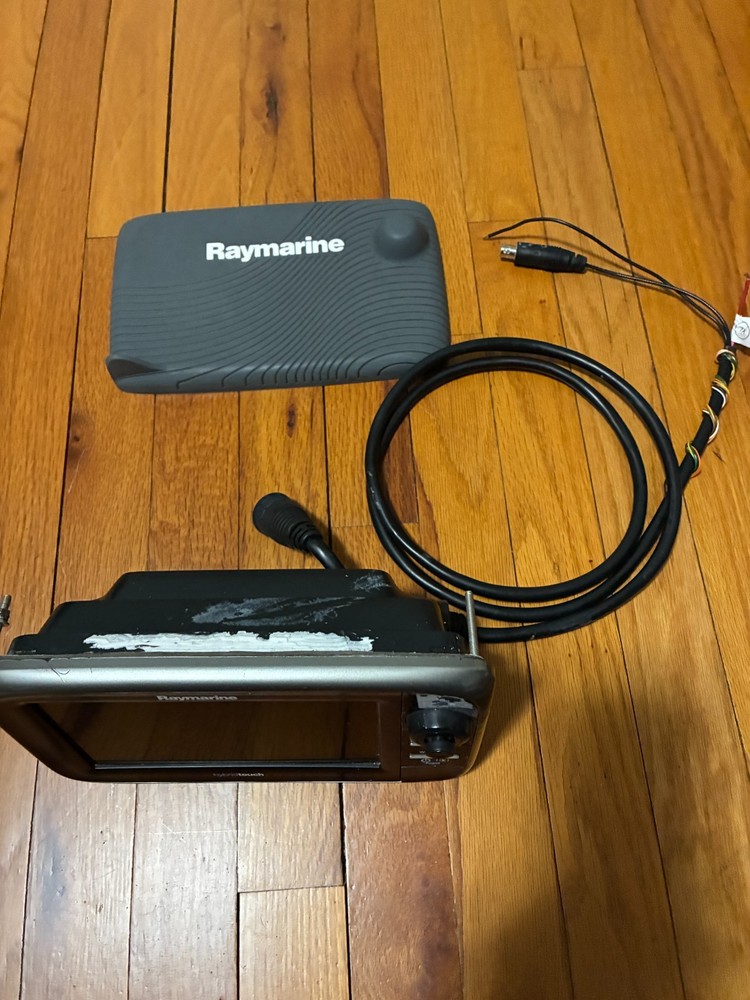 Raymarine e7 Hybrid Touch MFD 7"
