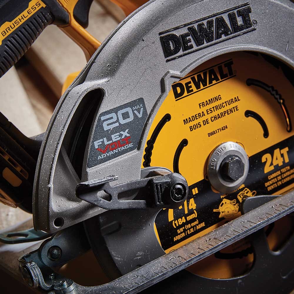 DeWALT DCS573B 20V MAX FLEXVOLT 7-1/4" Cordless Circular Saw - Bare Tool