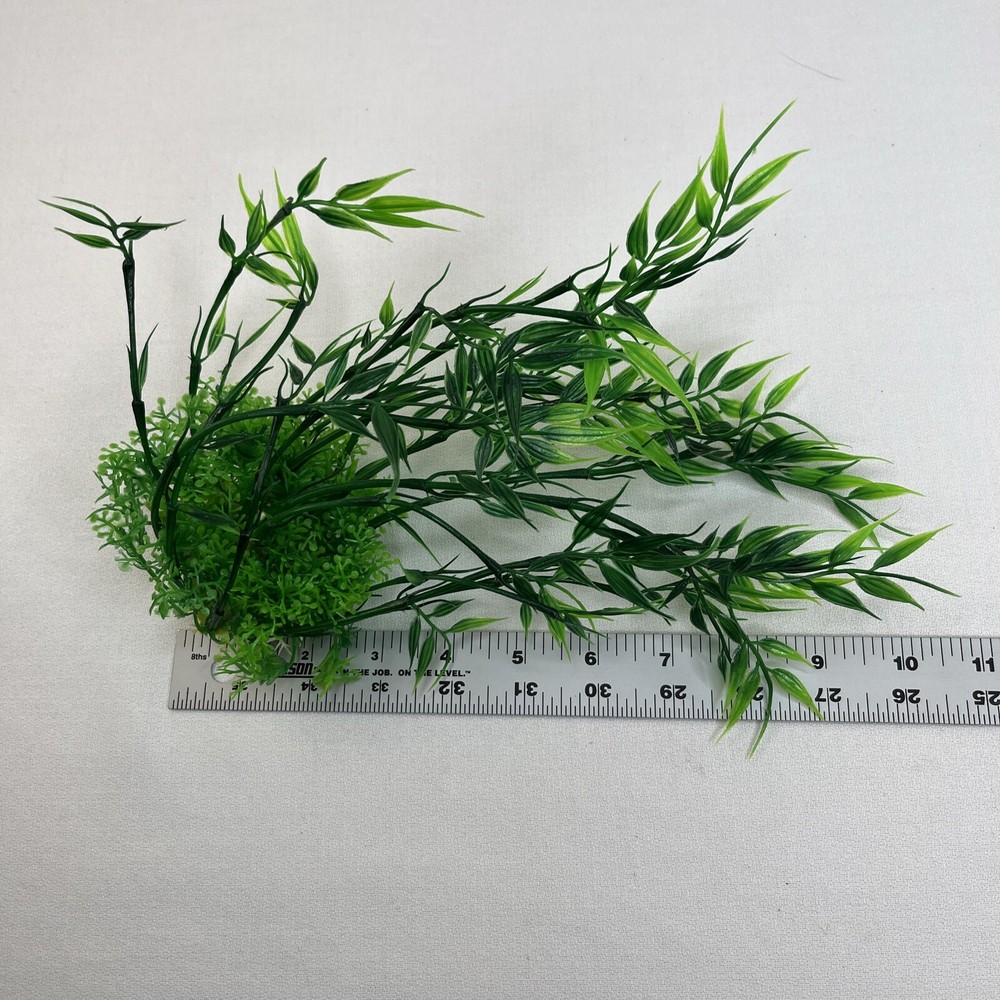 1 PC Xunyee Plastic Aquarium Plants