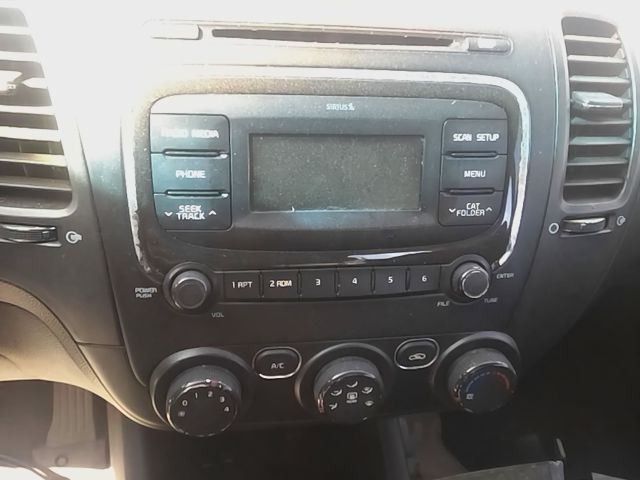 FORTE 2017 Fuse Box Cabin 6863