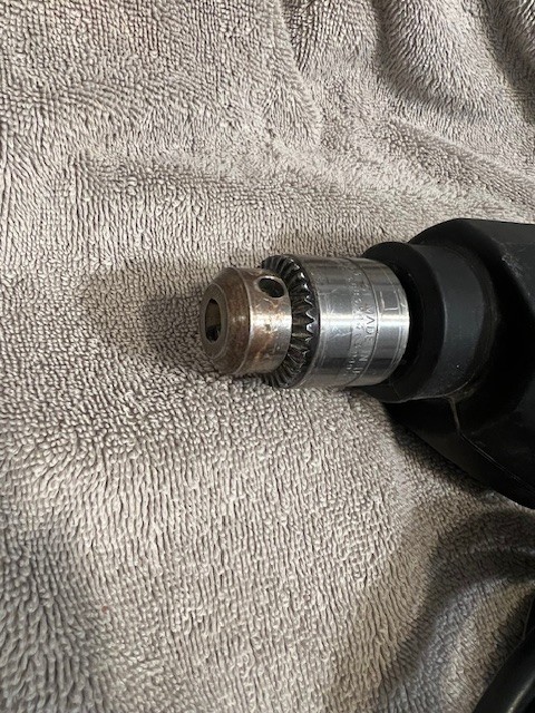 Black & Decker D2500 3/8" variable speed reversible drill