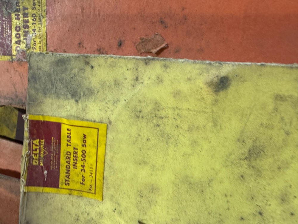 Delta Standard Table Insert 34-500 Saw