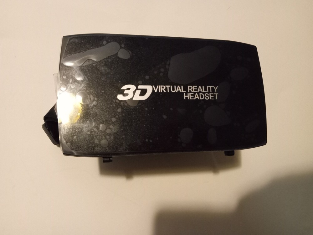 Virtual 360 Virtual Reality 3D Headset to use with phone