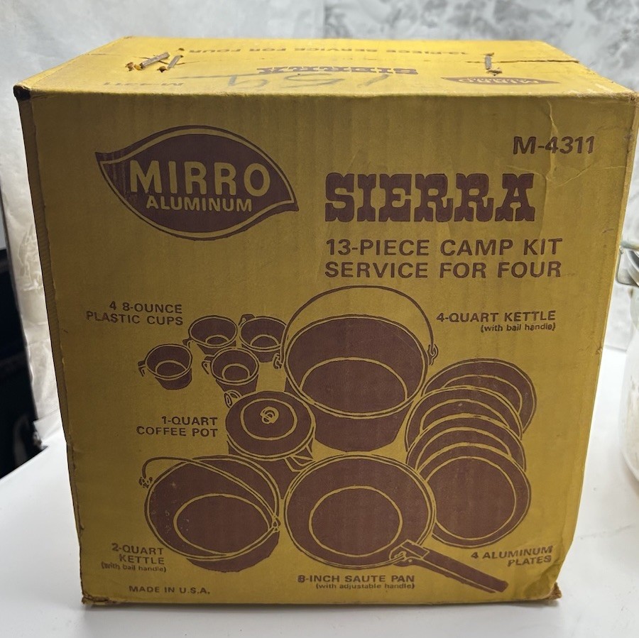 Vtg MIRRO Aluminum Sierra Compact Nesting Camp Kit (M-4311) See Description