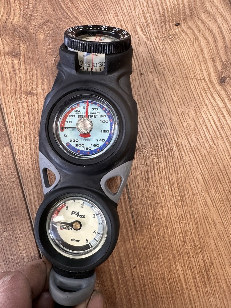 mares dive Console