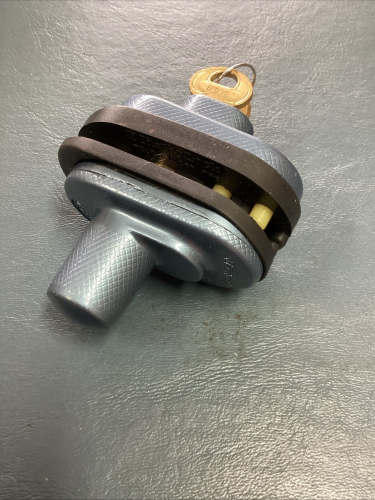 MASTERS TRIGGER LOCK--2 KEYS--USED