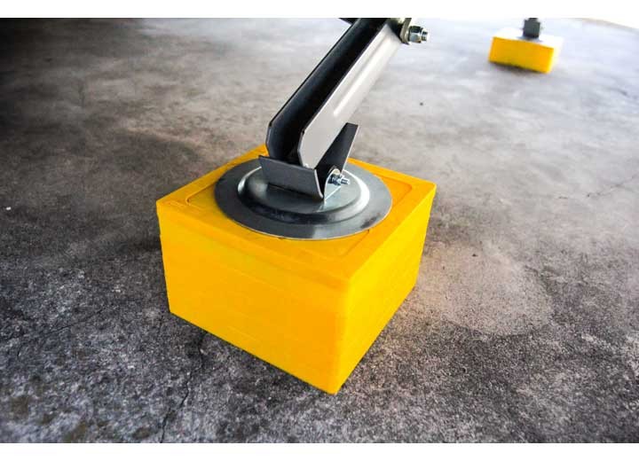 Camco 44500 Leveling Block Cap (4-Pack)