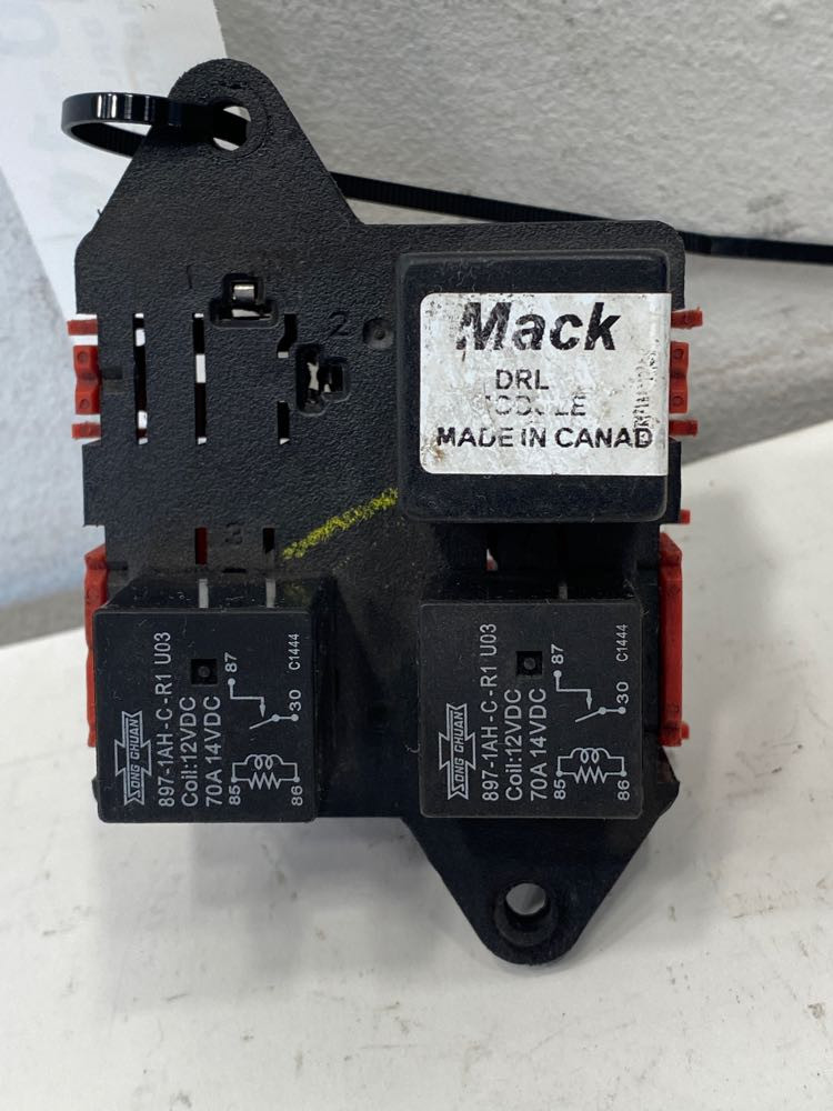 2016 Mack GU Cab Module 116M039A (650-10812)
