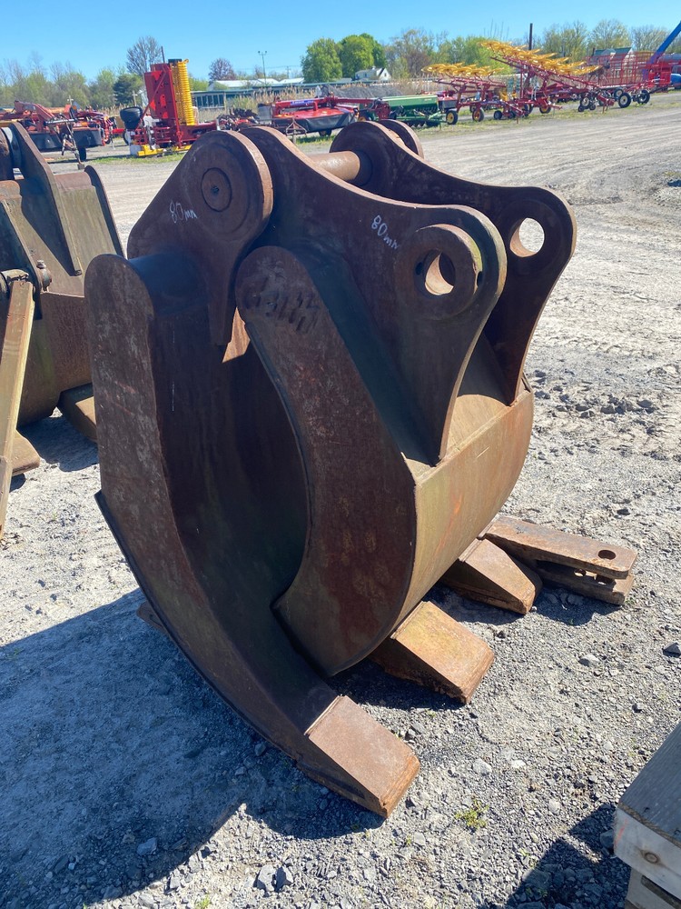 Geith 2 over 3 Excavator Grapple Attachment, 80mm Pins