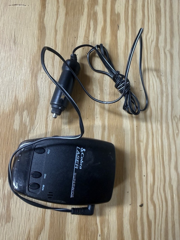 Cobra R-213 Super wide Radar Detector